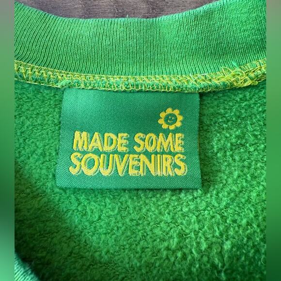 NWOT Made Some Souvenirs Logo Tourist Fleece Sweatshirt Green Size Small - Picture 5 of 9